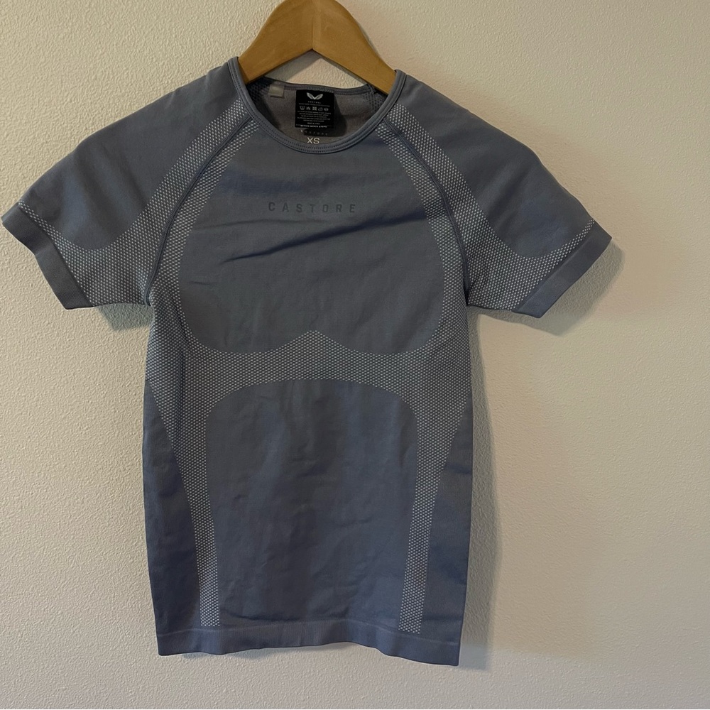 Castore Seamless Short Raglan Sleeve Crew Tee Print Blue Fitted Quick Dry-XS - Picture 1 of 9